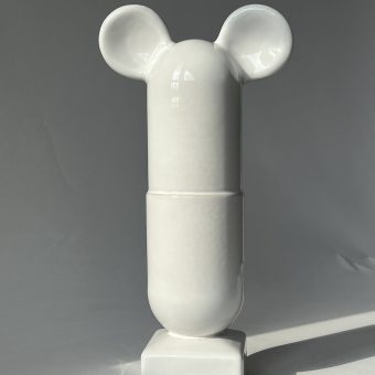 mishka_white